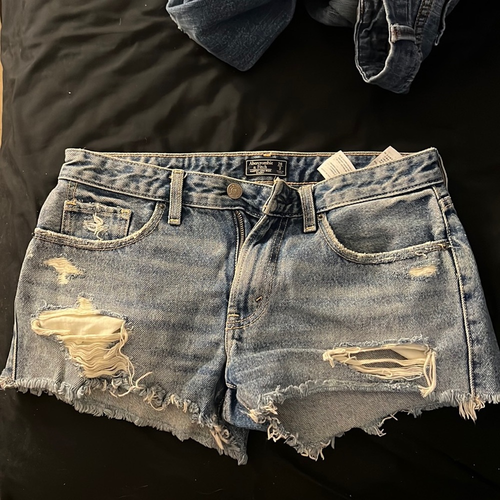 Abercrombie cut off mini shorts
